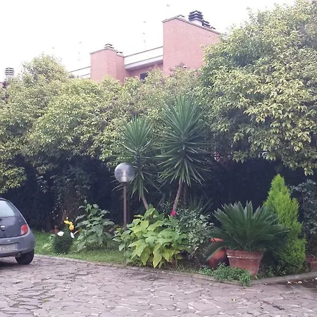 Homestay La Casa Degli Artisti Rome